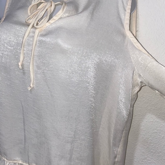 Harlowe & Graham Cold Shoulder Peplum Blouse S - Picture 7 of 8